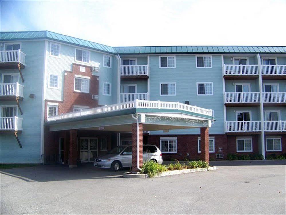 Baymont By Wyndham Essex Burlington Area Hotel Kültér fotó