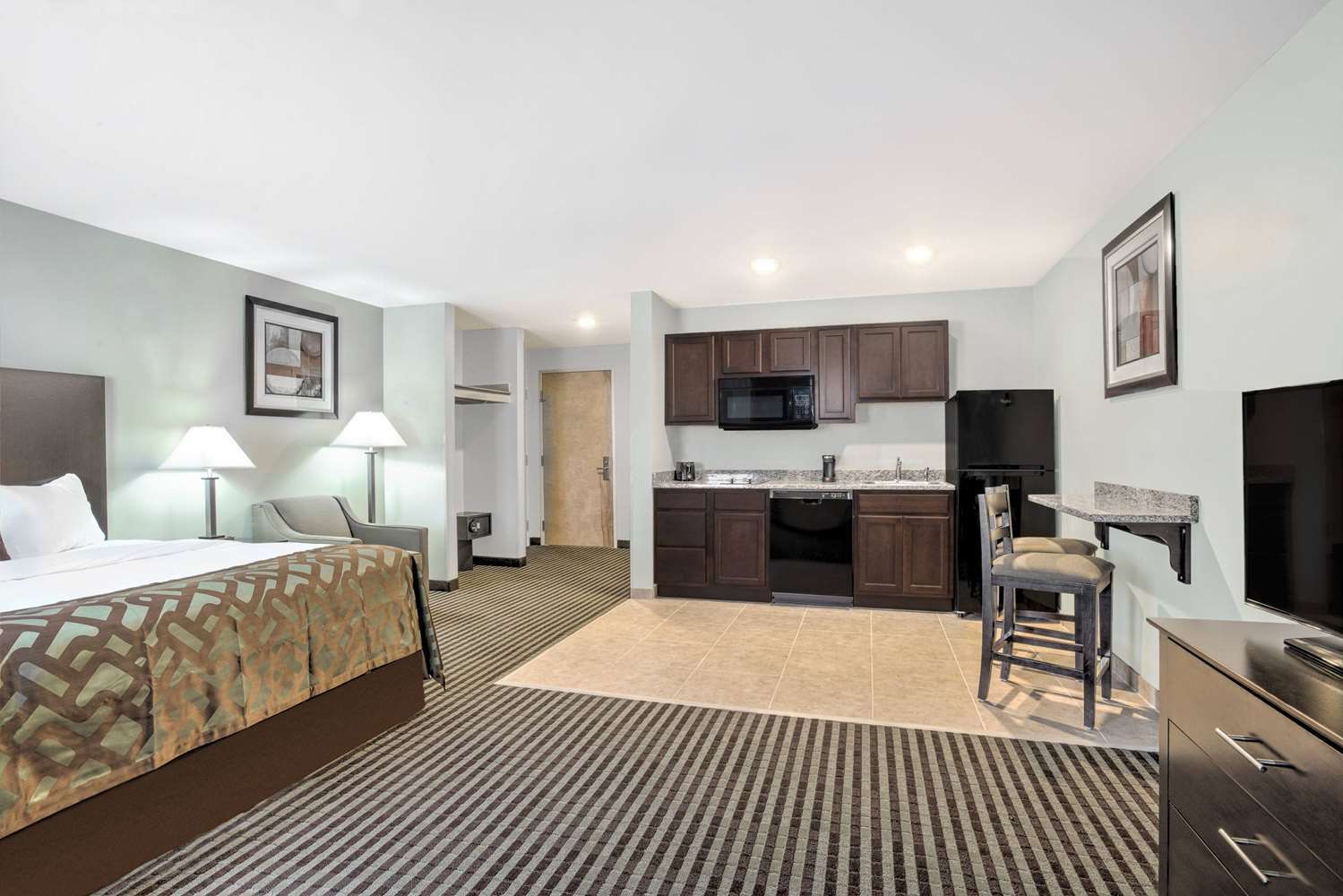 Baymont By Wyndham Essex Burlington Area Hotel Kültér fotó